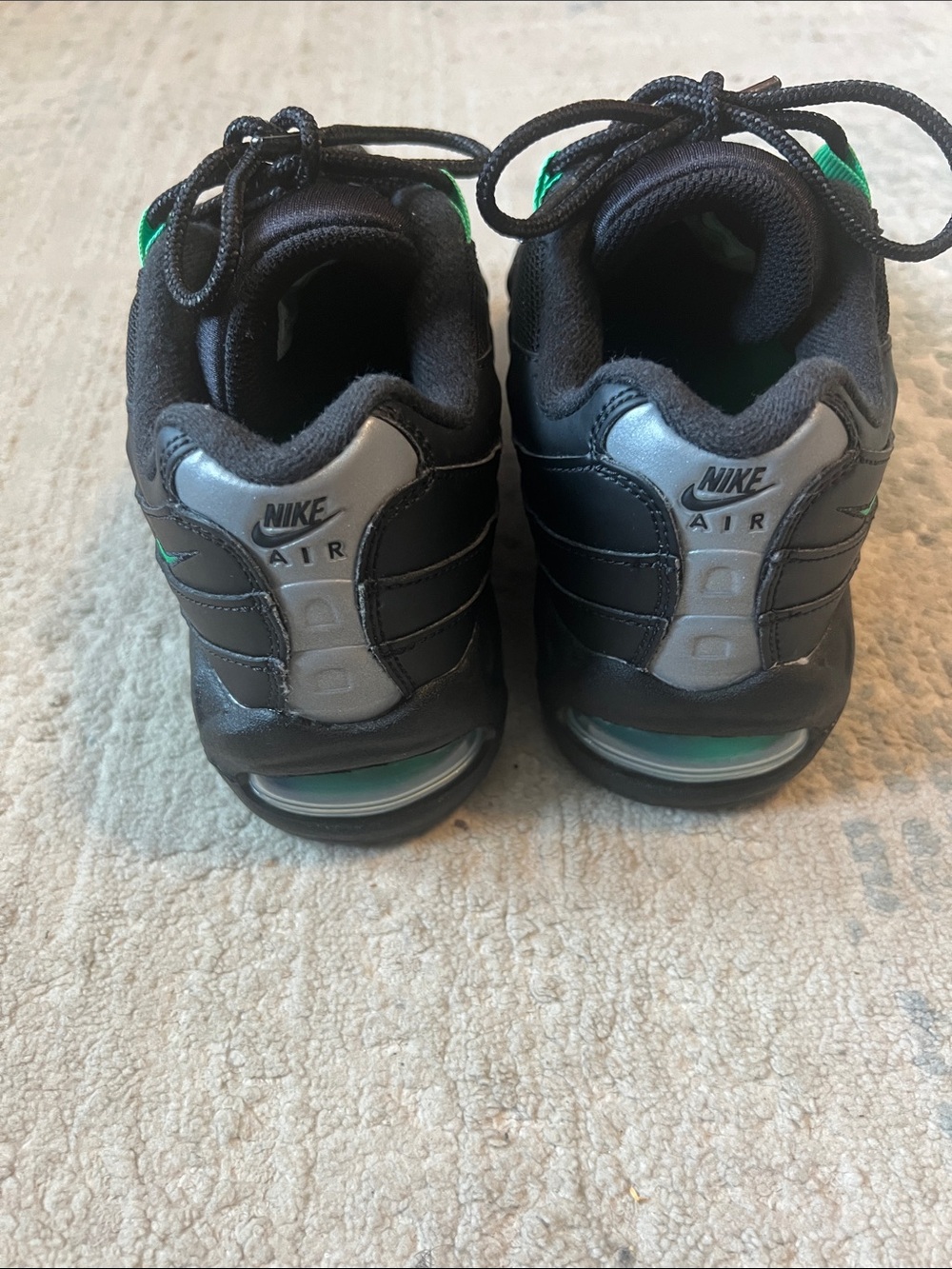 Nike Air Max 95 sz 5.5Y Big Kids - Picture 2 of 5